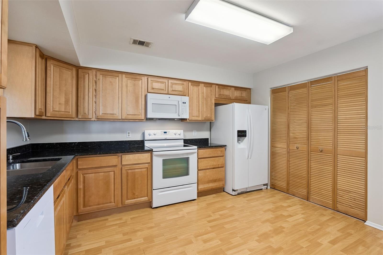 RAINTREE VILLAGE CONDO - Residential