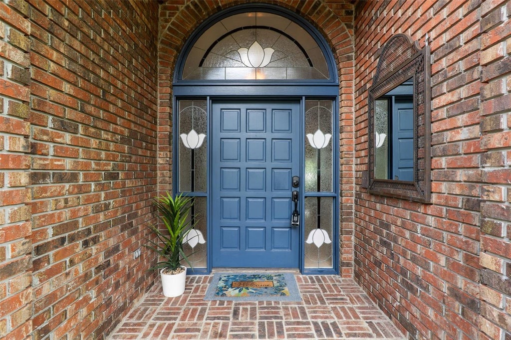 Photo of 333 Brantley Club Place, Longwood, FL 32779 (MLS # O6441268)