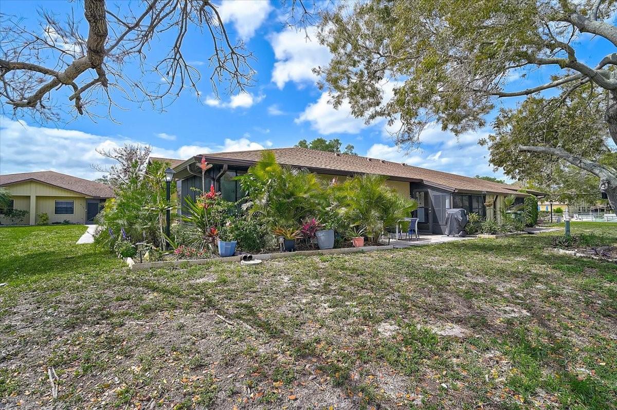 HERITAGE VILLAGE WEST - Residential