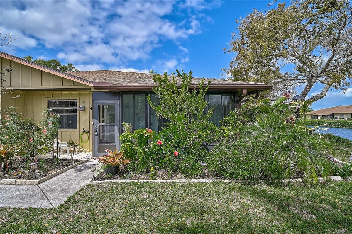 HERITAGE VILLAGE WEST - Residential