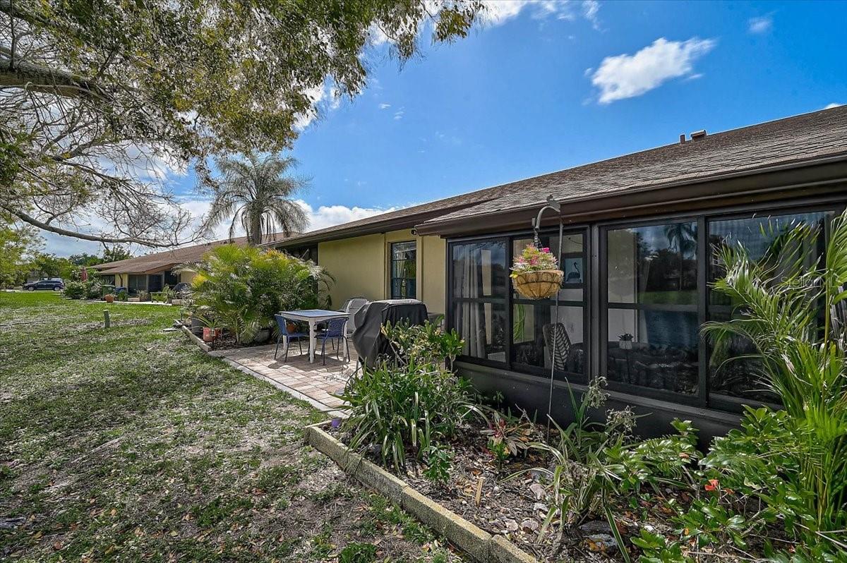 HERITAGE VILLAGE WEST - Residential