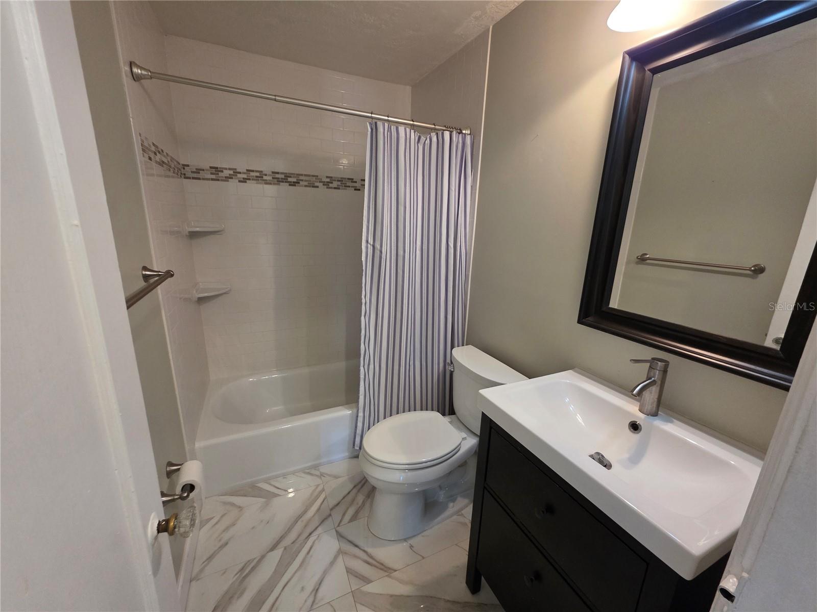 SPRING HILL REV - Residential Lease