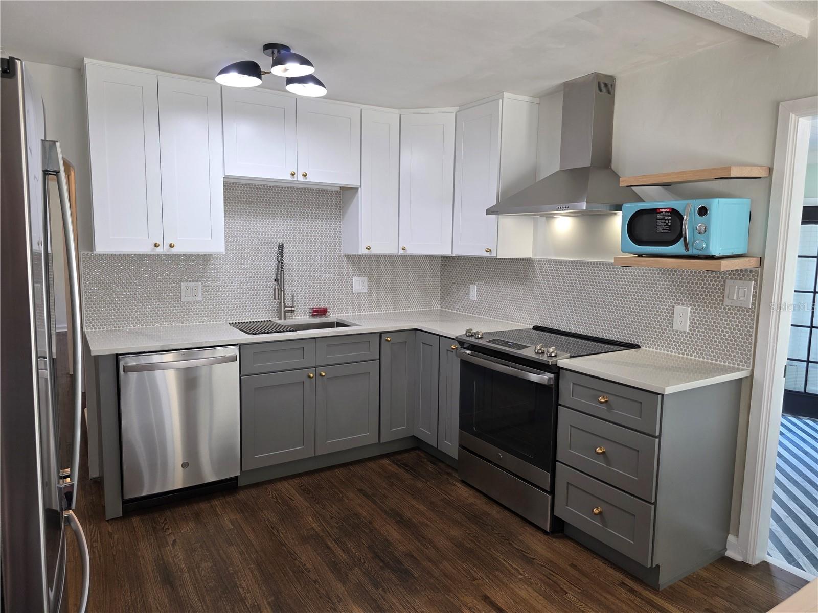 SPRING HILL REV - Residential Lease