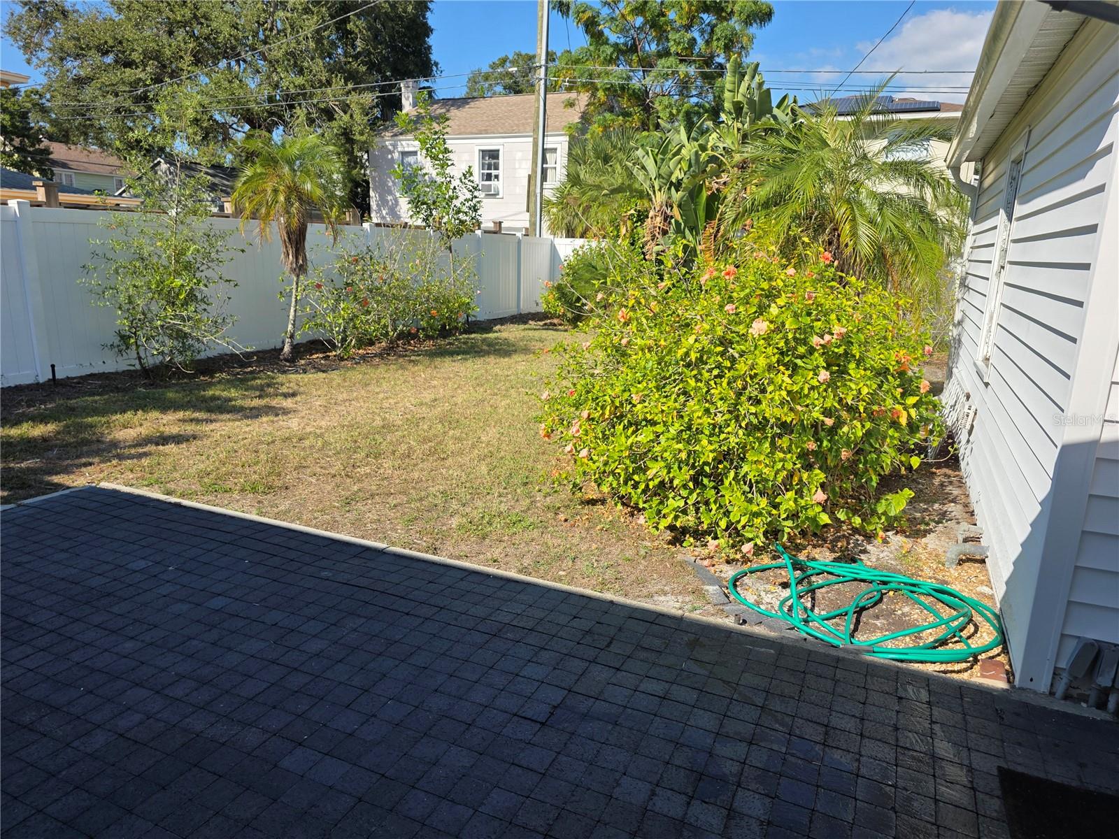 SPRING HILL REV - Residential Lease