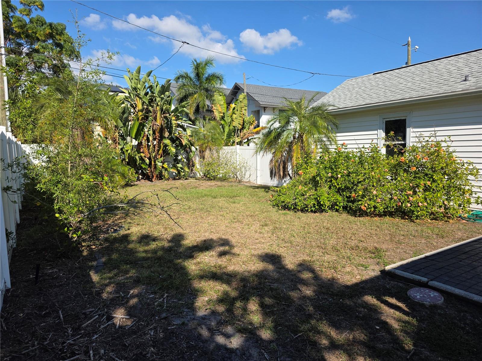 SPRING HILL REV - Residential Lease