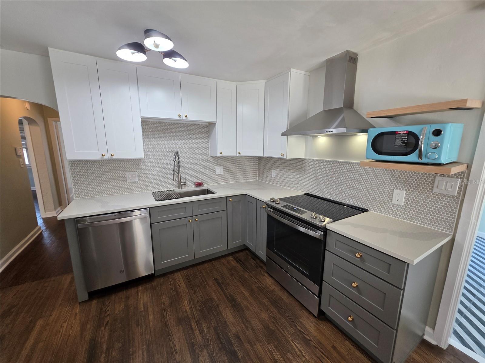 SPRING HILL REV - Residential Lease