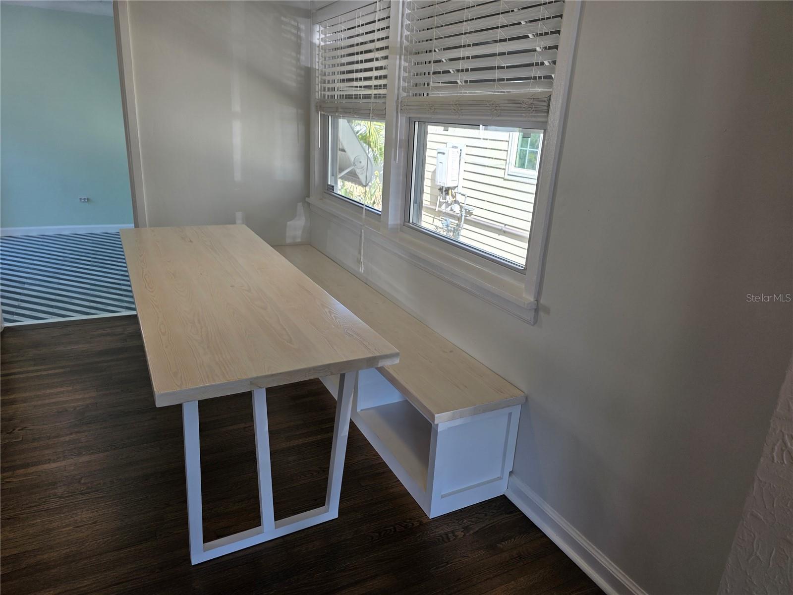 SPRING HILL REV - Residential Lease