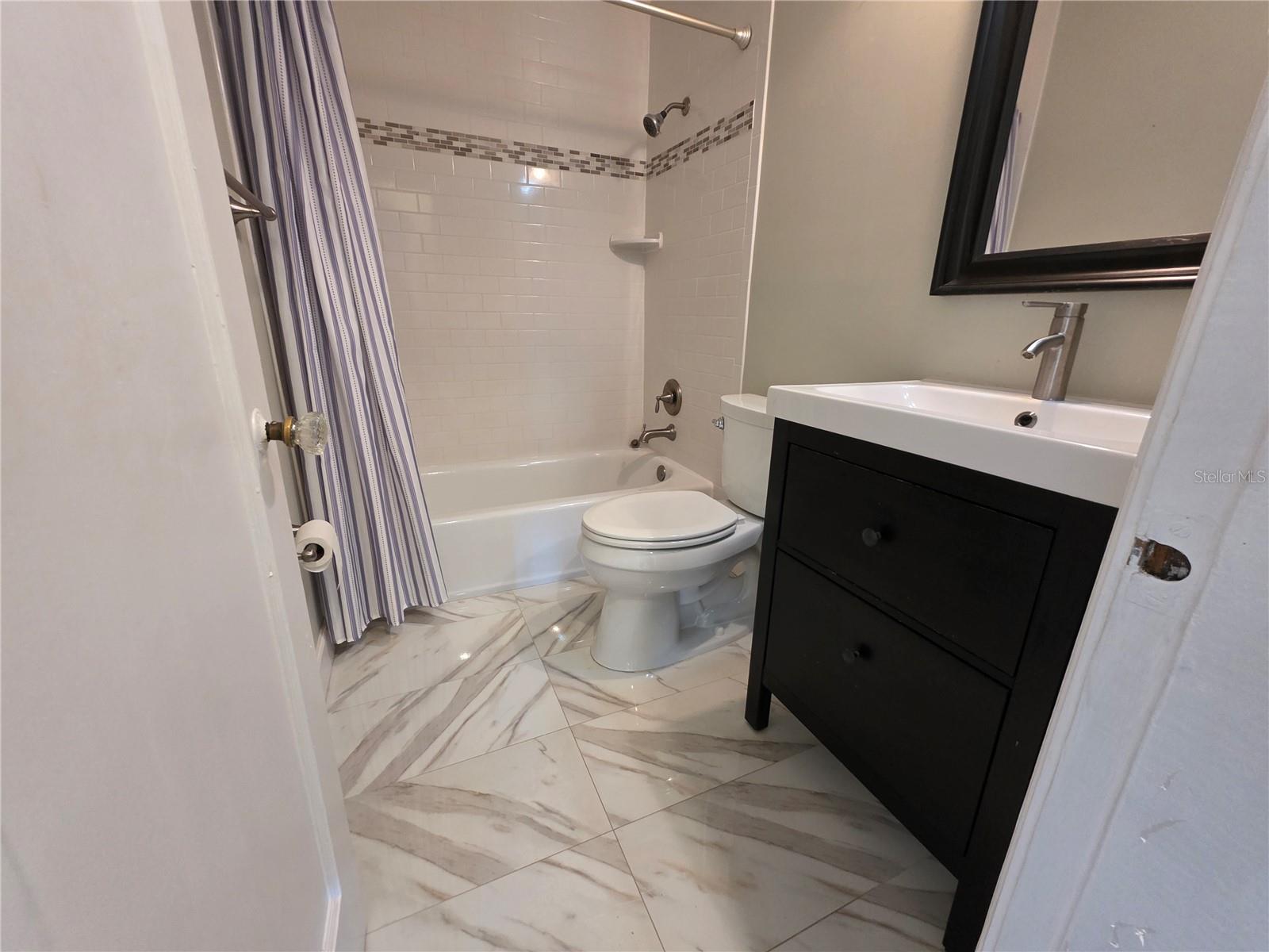 SPRING HILL REV - Residential Lease