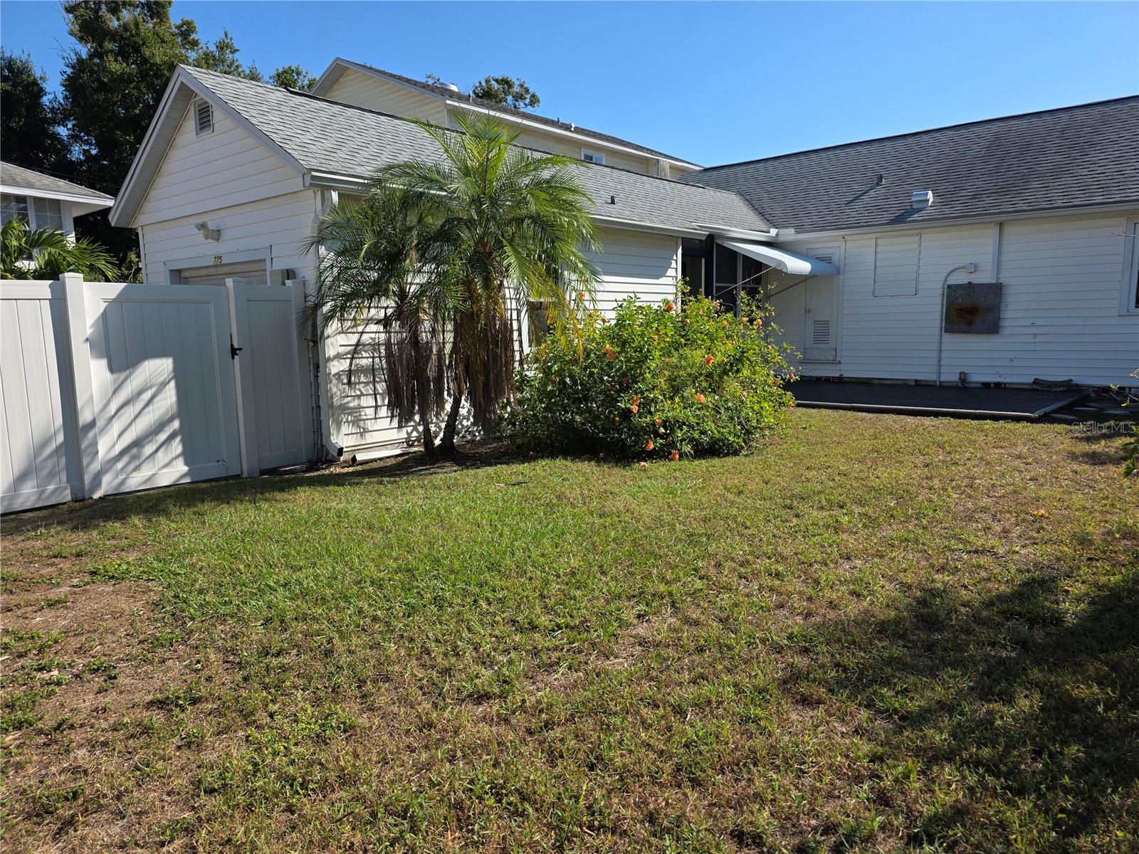 SPRING HILL REV - Residential Lease