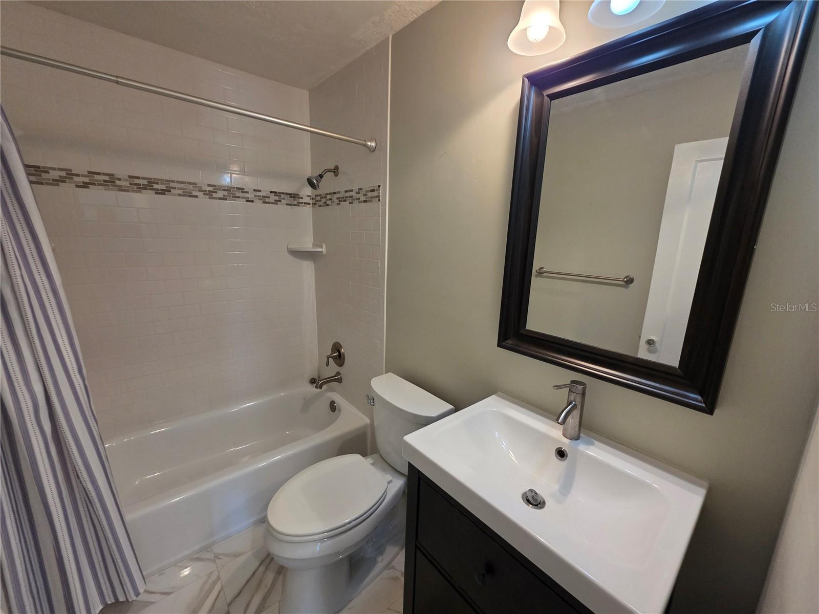 SPRING HILL REV - Residential Lease