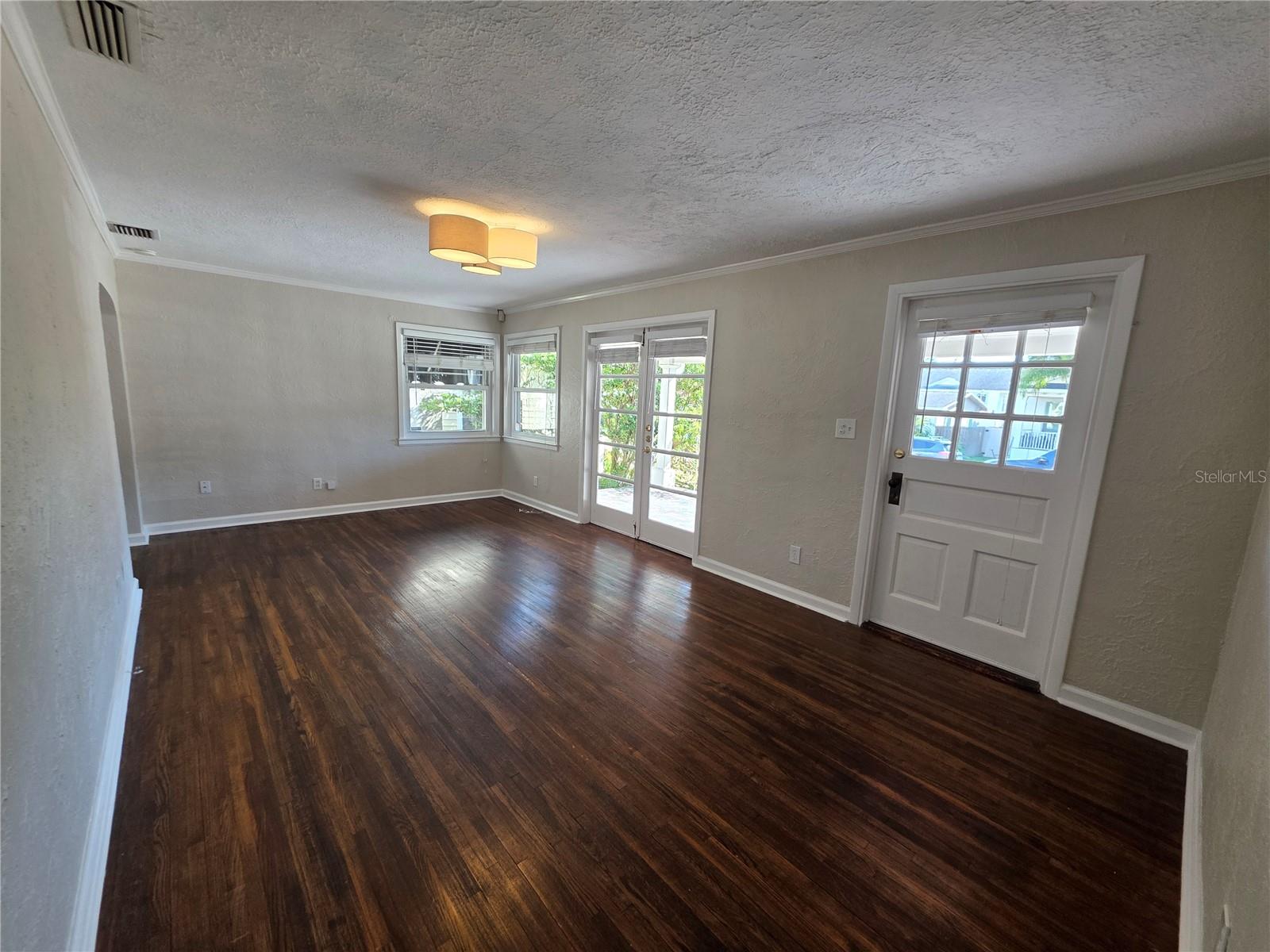 SPRING HILL REV - Residential Lease