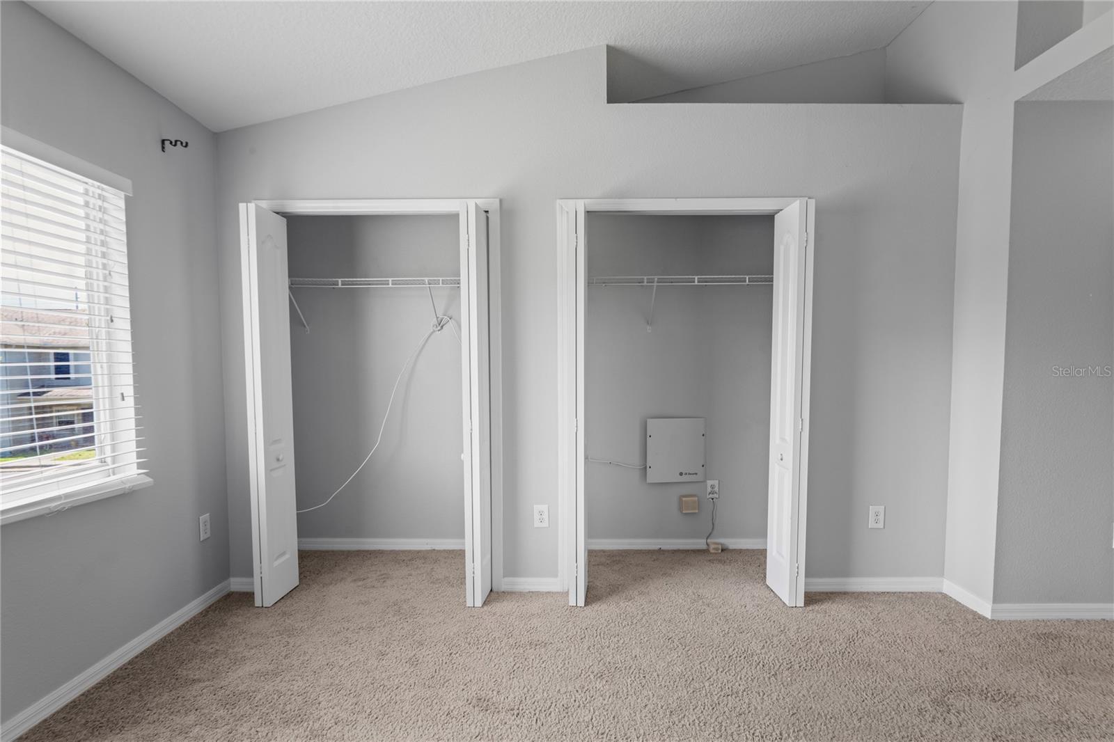 KINGS LAKE TWNHMS - Residential