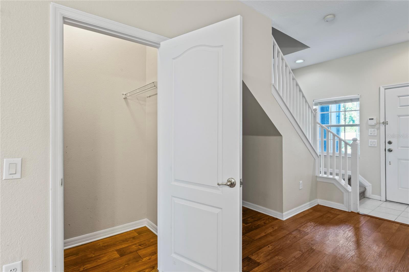 KINGS LAKE TWNHMS - Residential