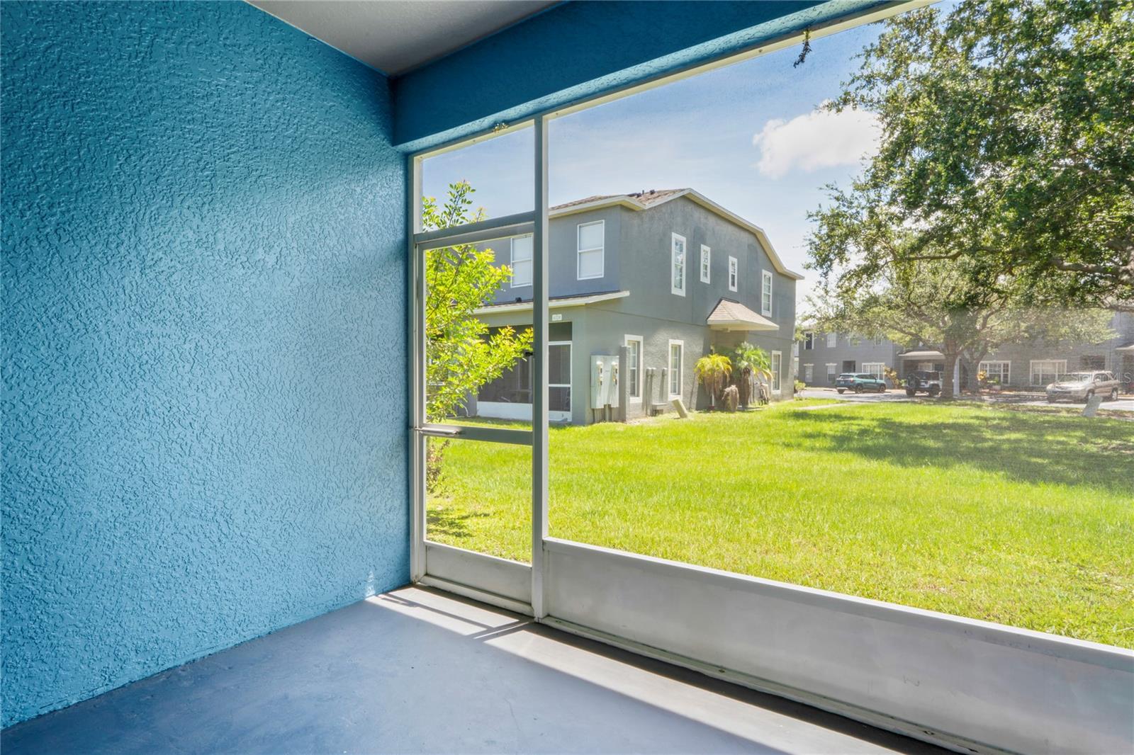 KINGS LAKE TWNHMS - Residential