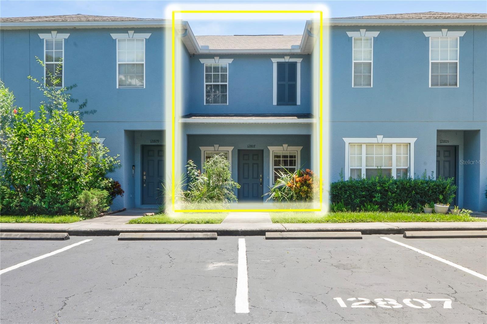 KINGS LAKE TWNHMS - Residential