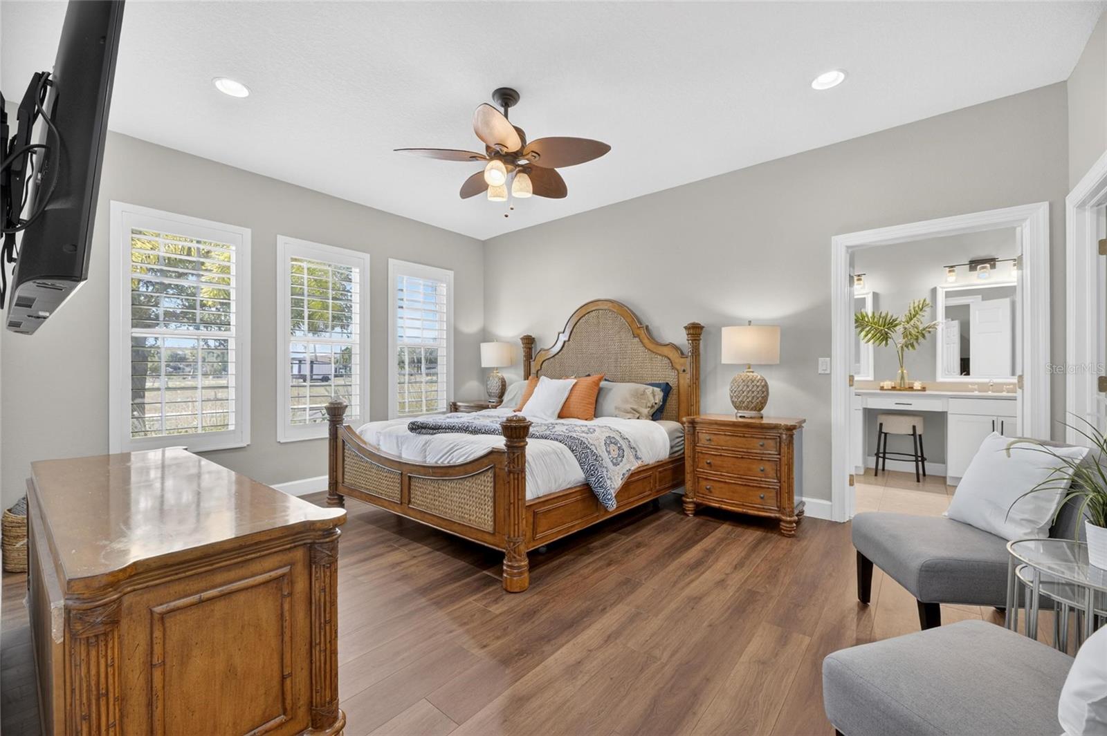 MIRABAY TOWNHOMES AT COMPASS POINTE - Residential
