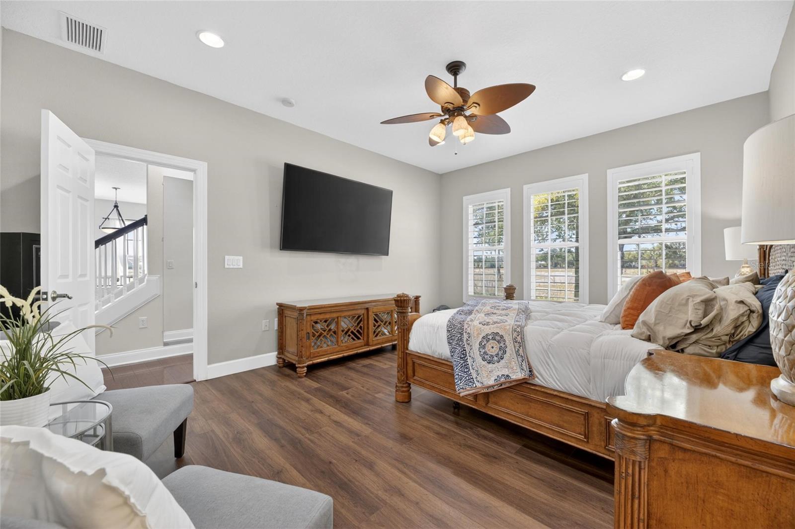 MIRABAY TOWNHOMES AT COMPASS POINTE - Residential