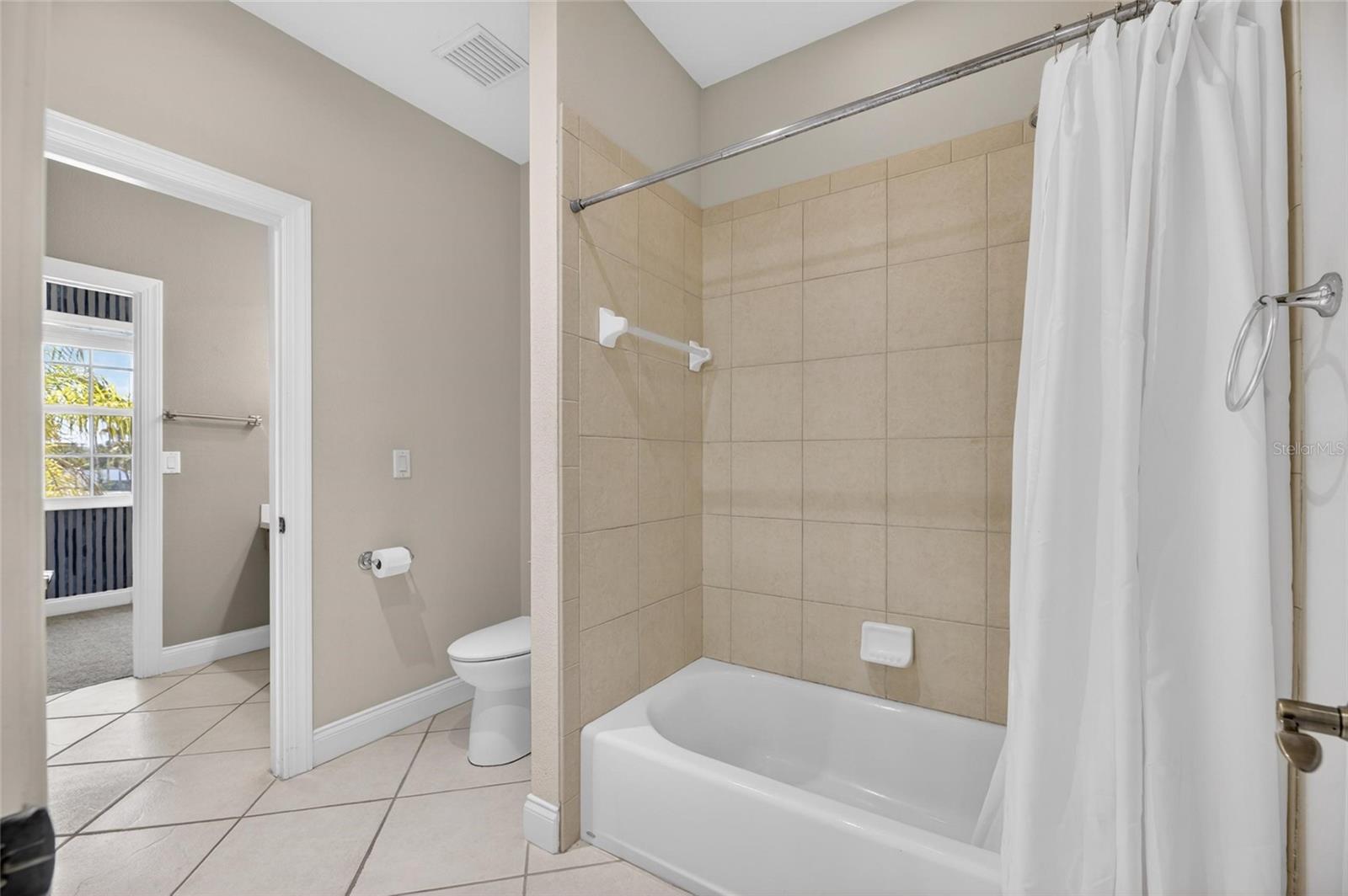 MIRABAY TOWNHOMES AT COMPASS POINTE - Residential