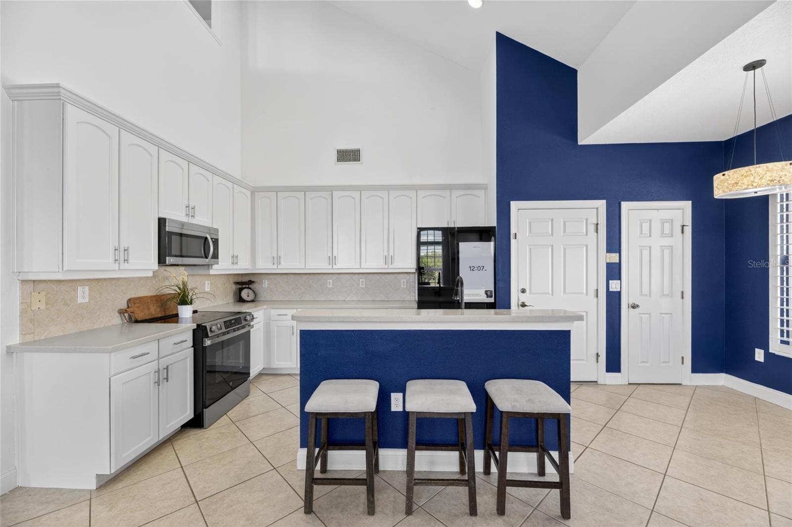 MIRABAY TOWNHOMES AT COMPASS POINTE - Residential