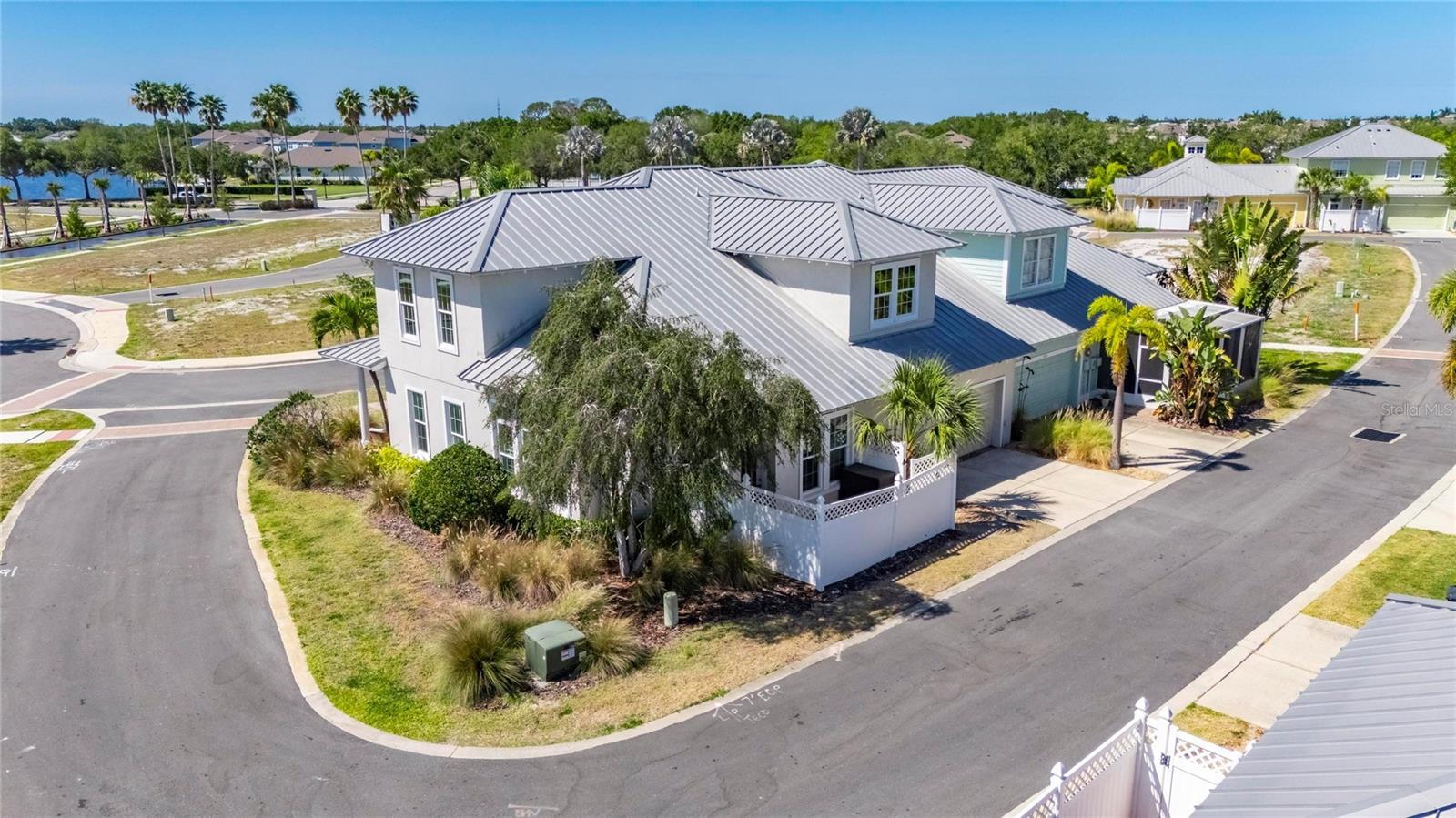 5536 LUMINAR POINTE LANE