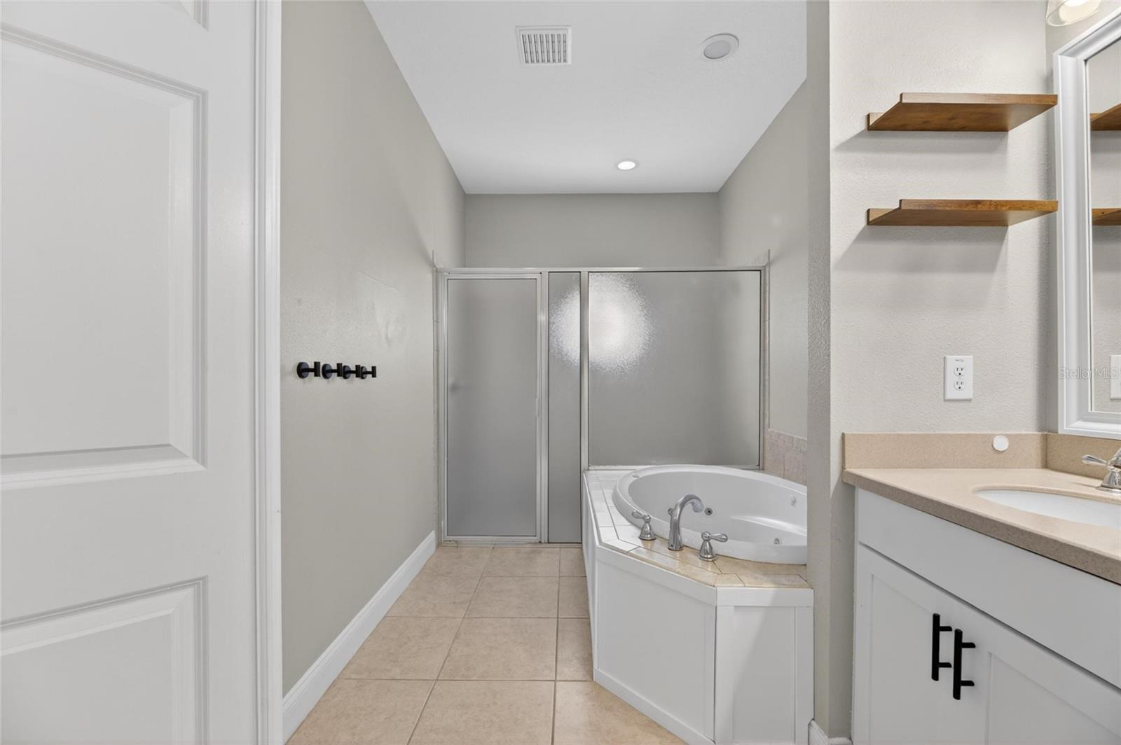 MIRABAY TOWNHOMES AT COMPASS POINTE - Residential