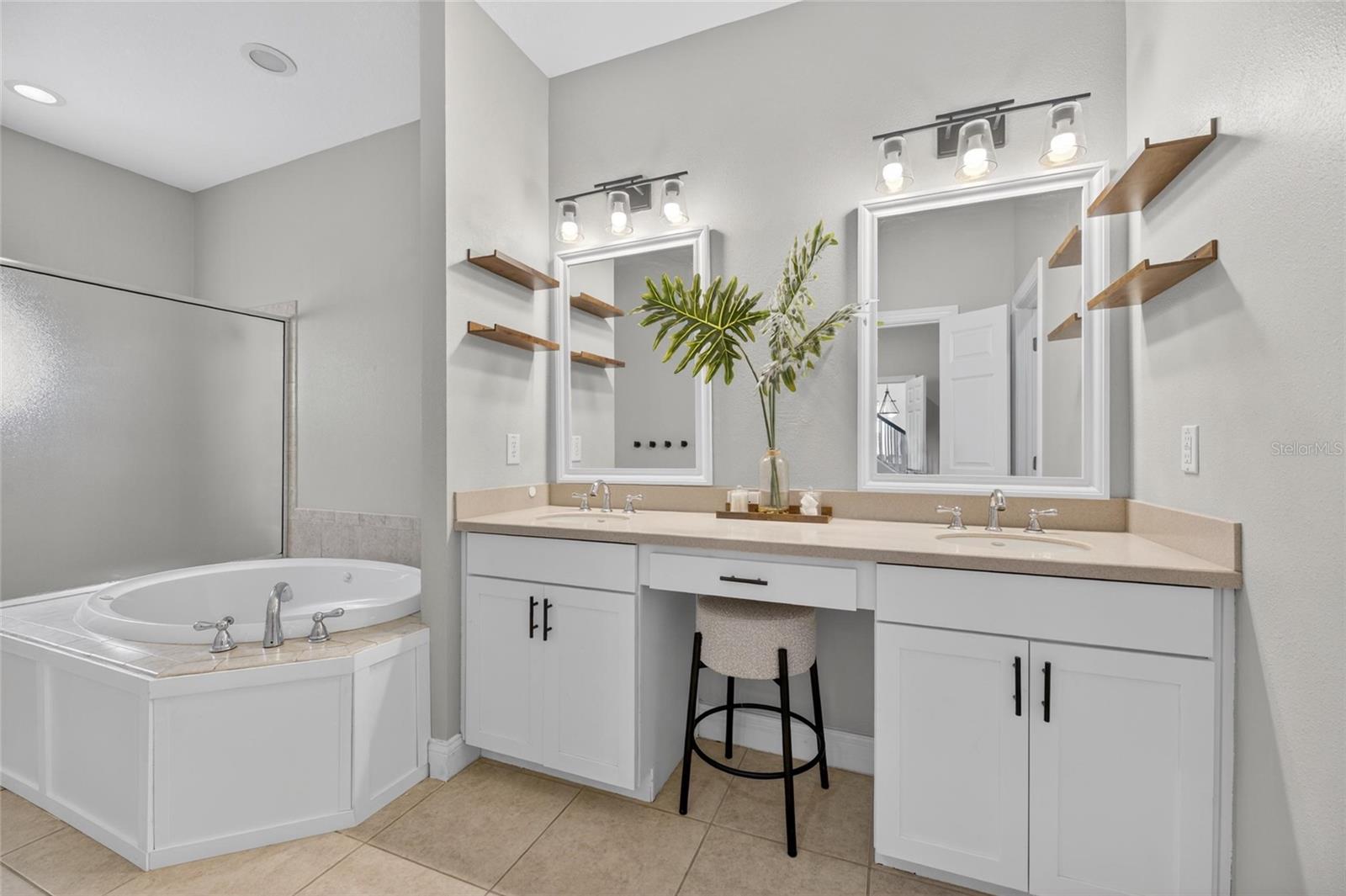 MIRABAY TOWNHOMES AT COMPASS POINTE - Residential