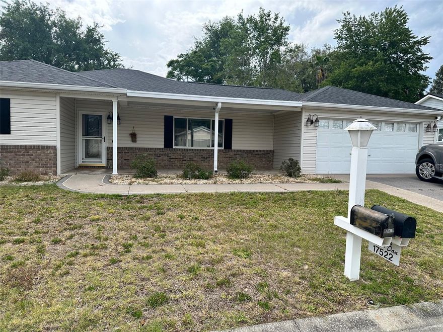 GREAT TWO BEDROOM TWO BATH HOME IN SPRUCE CREEK SOUTH NO CARPET PRIVATE LOCATION TWO CAR GARAGE GREAT AMENITIES CLOSE TO THE VILLAGES SHOPPING AND COMMUNITY HAS GOLF COURSE,FITNESS CENTER AND POOL ENJOY THIS LIFE STYLE