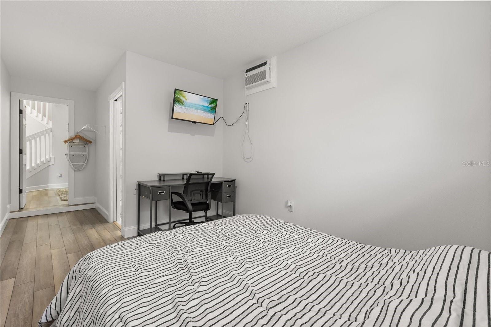 SILVER GLEN PH 02 VILLAGE 02 - Residential