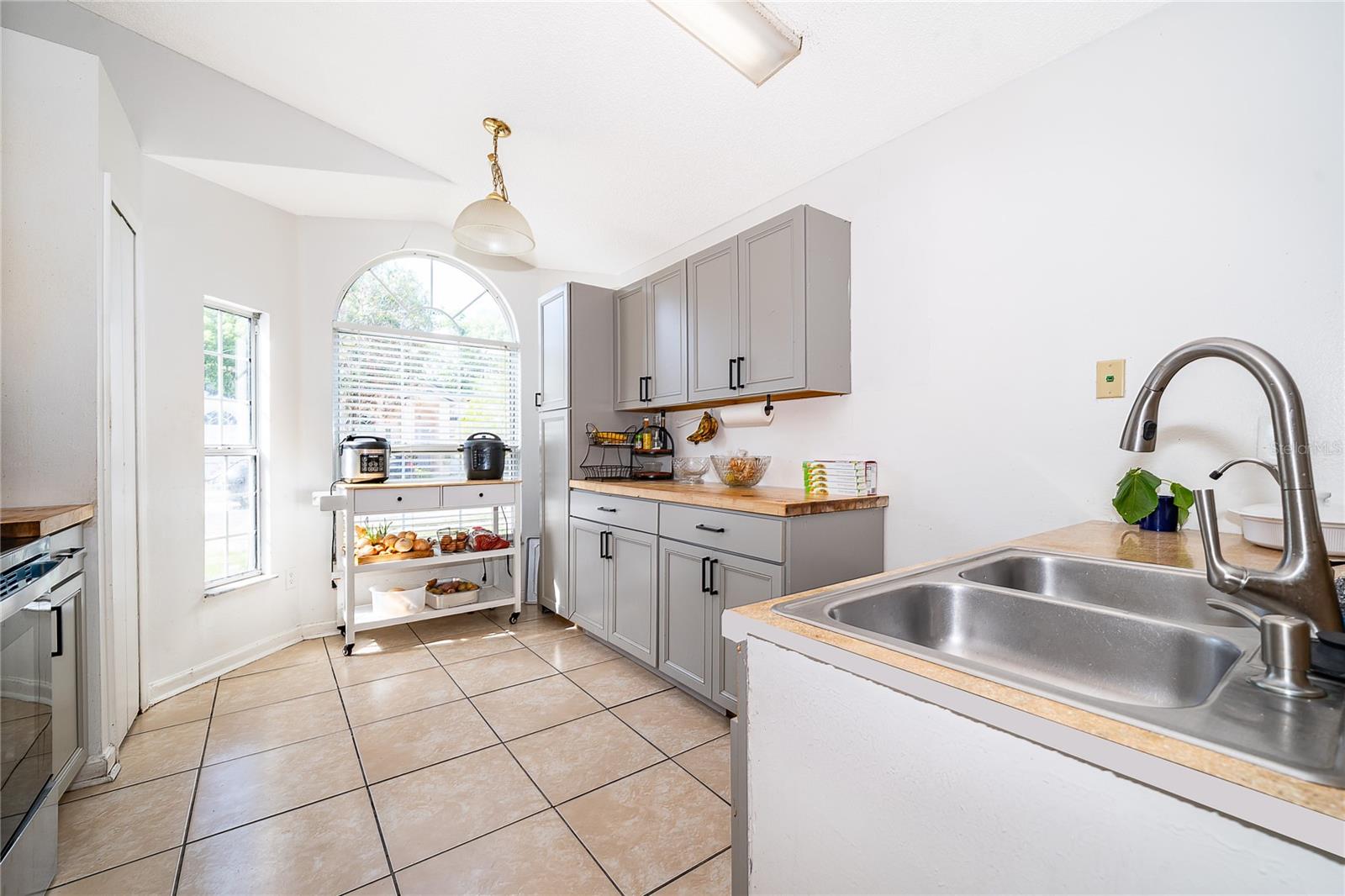 CHELSEA PARC - Residential