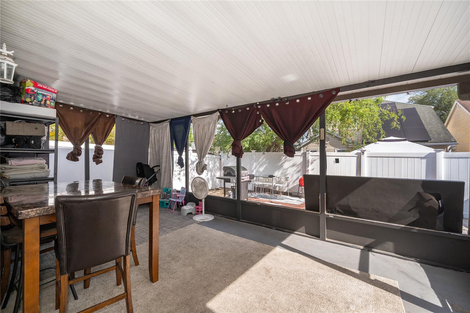 CHELSEA PARC - Residential