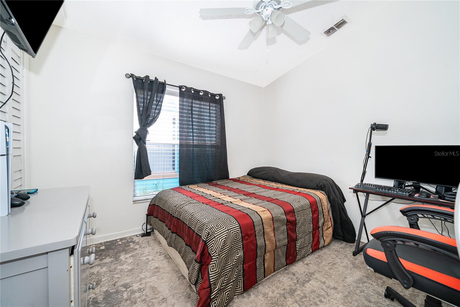 CHELSEA PARC - Residential