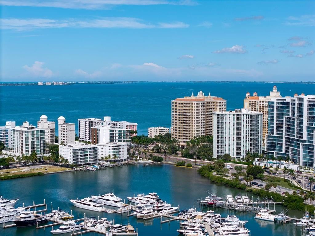 Photo of 35 Watergate Drive #804, Sarasota, FL 34236 (MLS # A4707971)