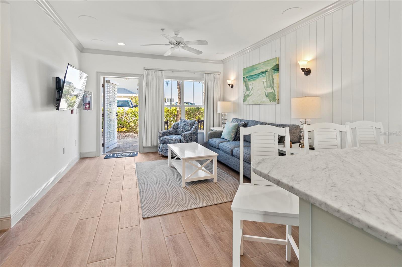 MAINSAIL BEACH INN - Residential