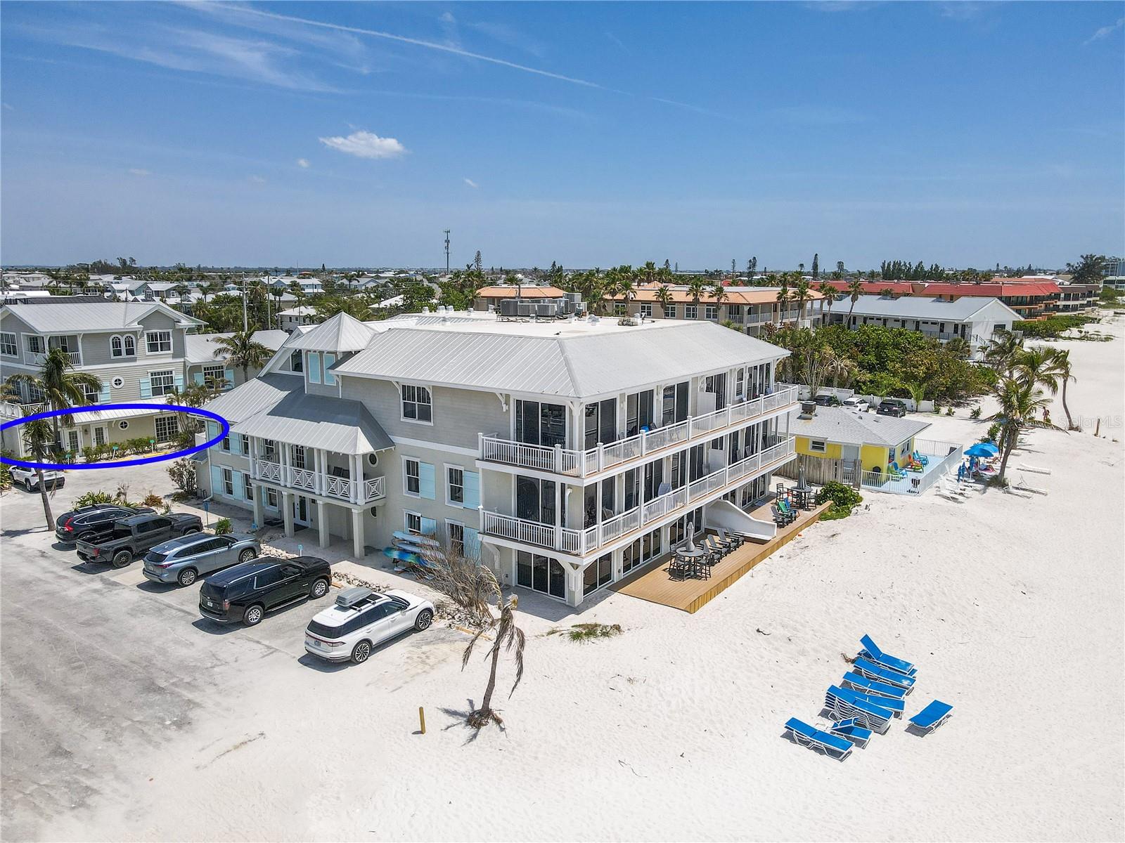 MAINSAIL BEACH INN - Residential