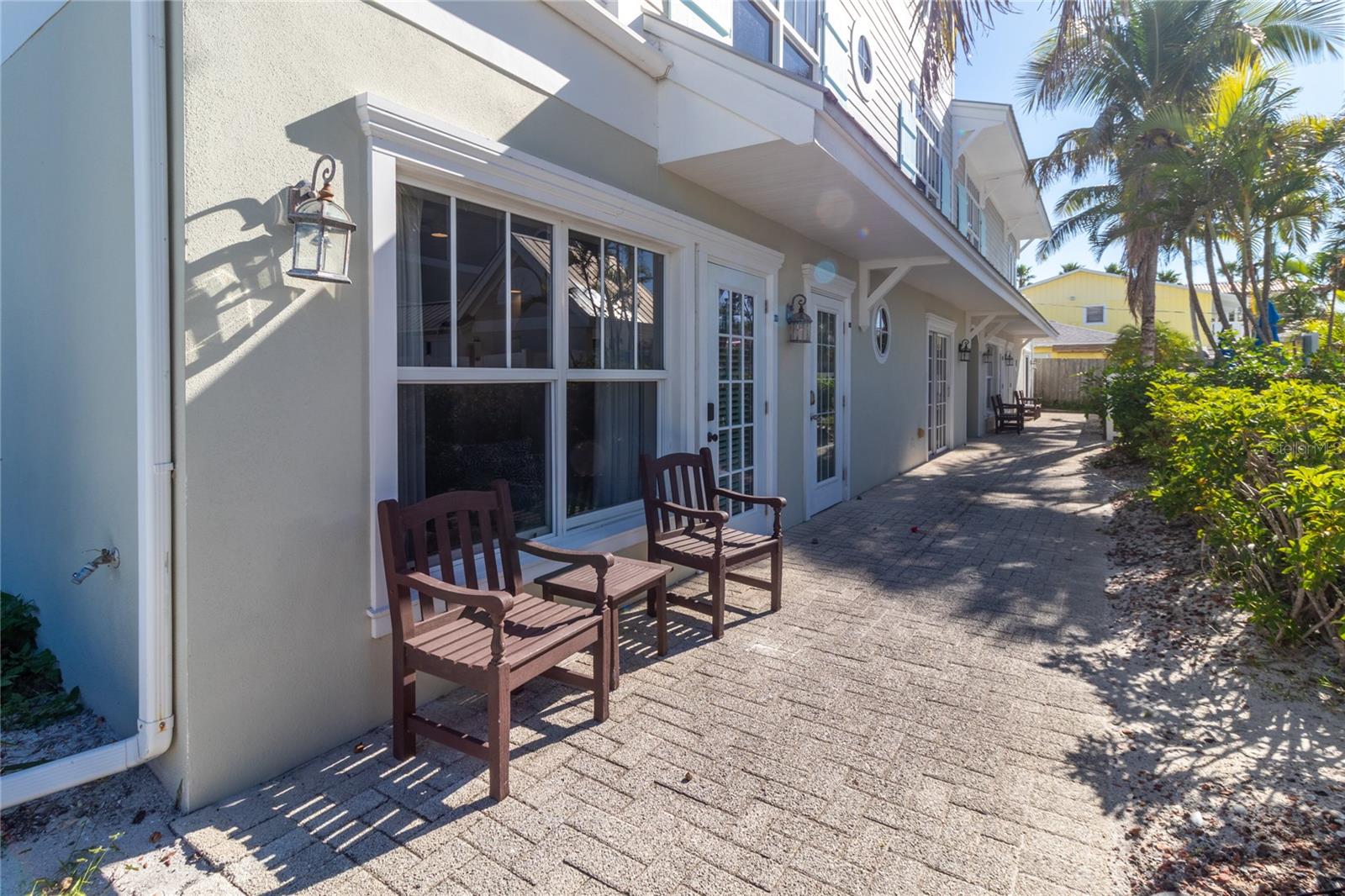 MAINSAIL BEACH INN - Residential