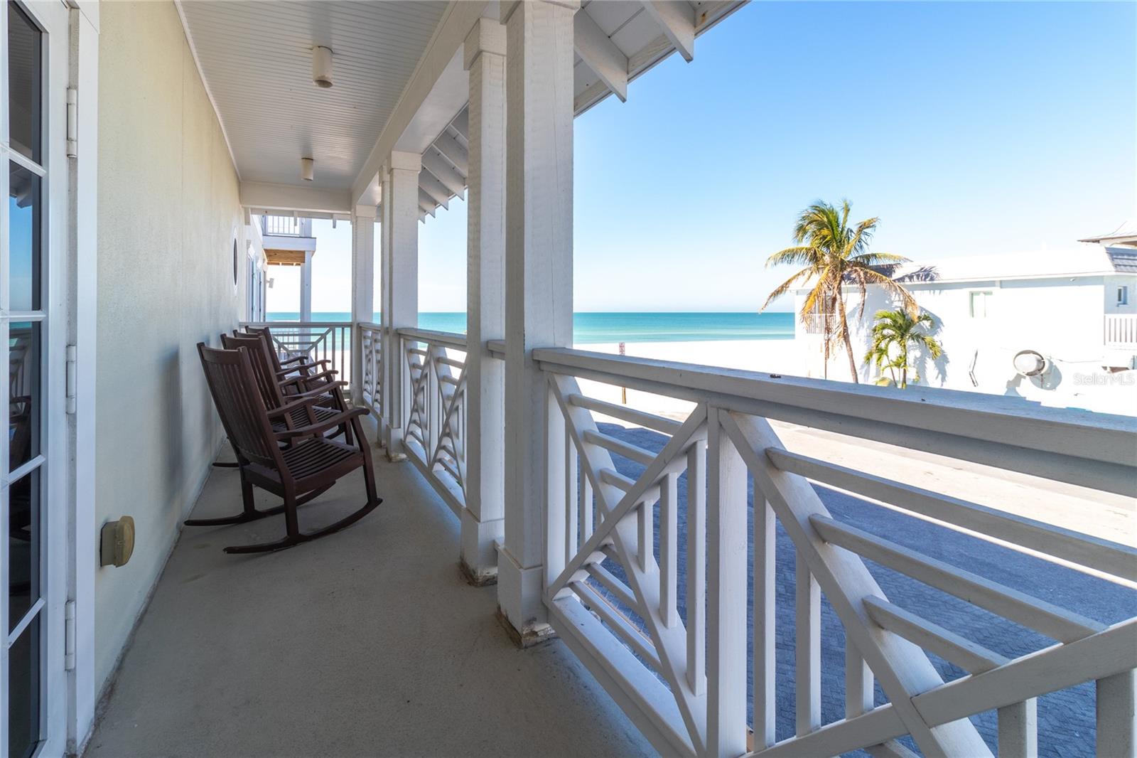 MAINSAIL BEACH INN - Residential