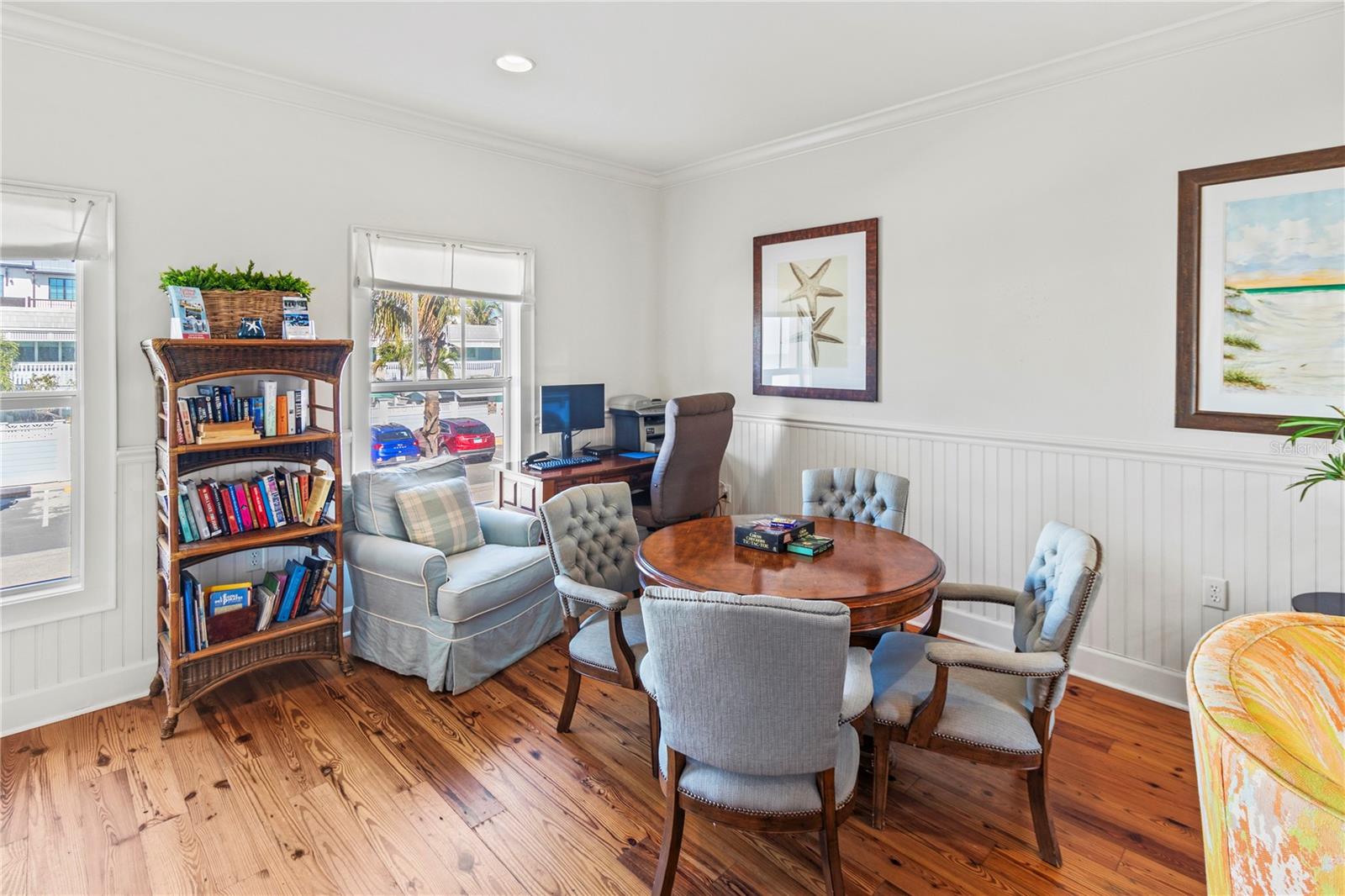 MAINSAIL BEACH INN - Residential