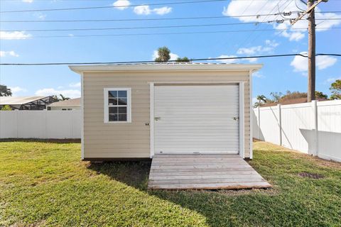 A home in BRADENTON