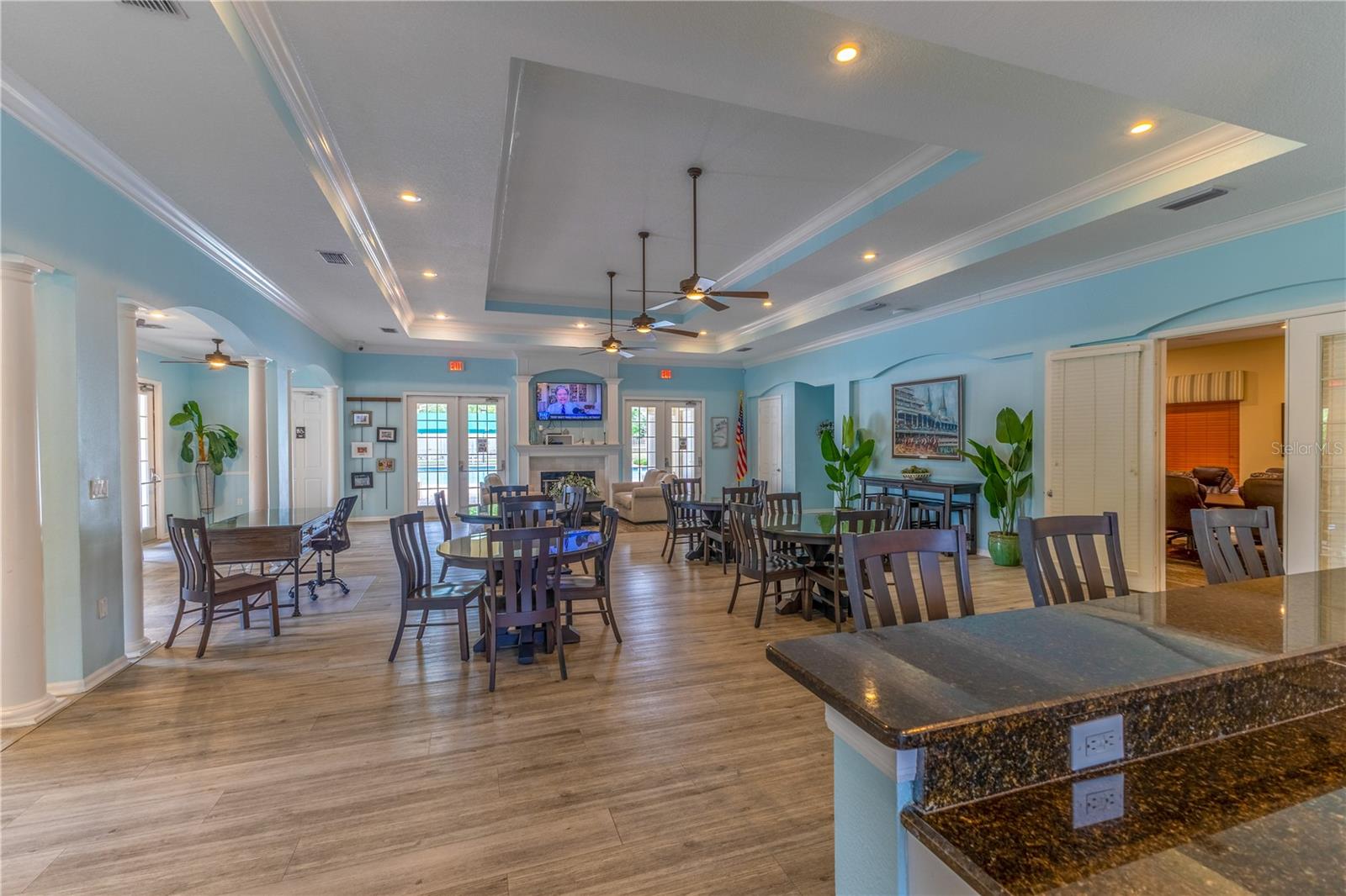 LEXINGTON OAKS VILLAGE 13 UN A & B - Residential