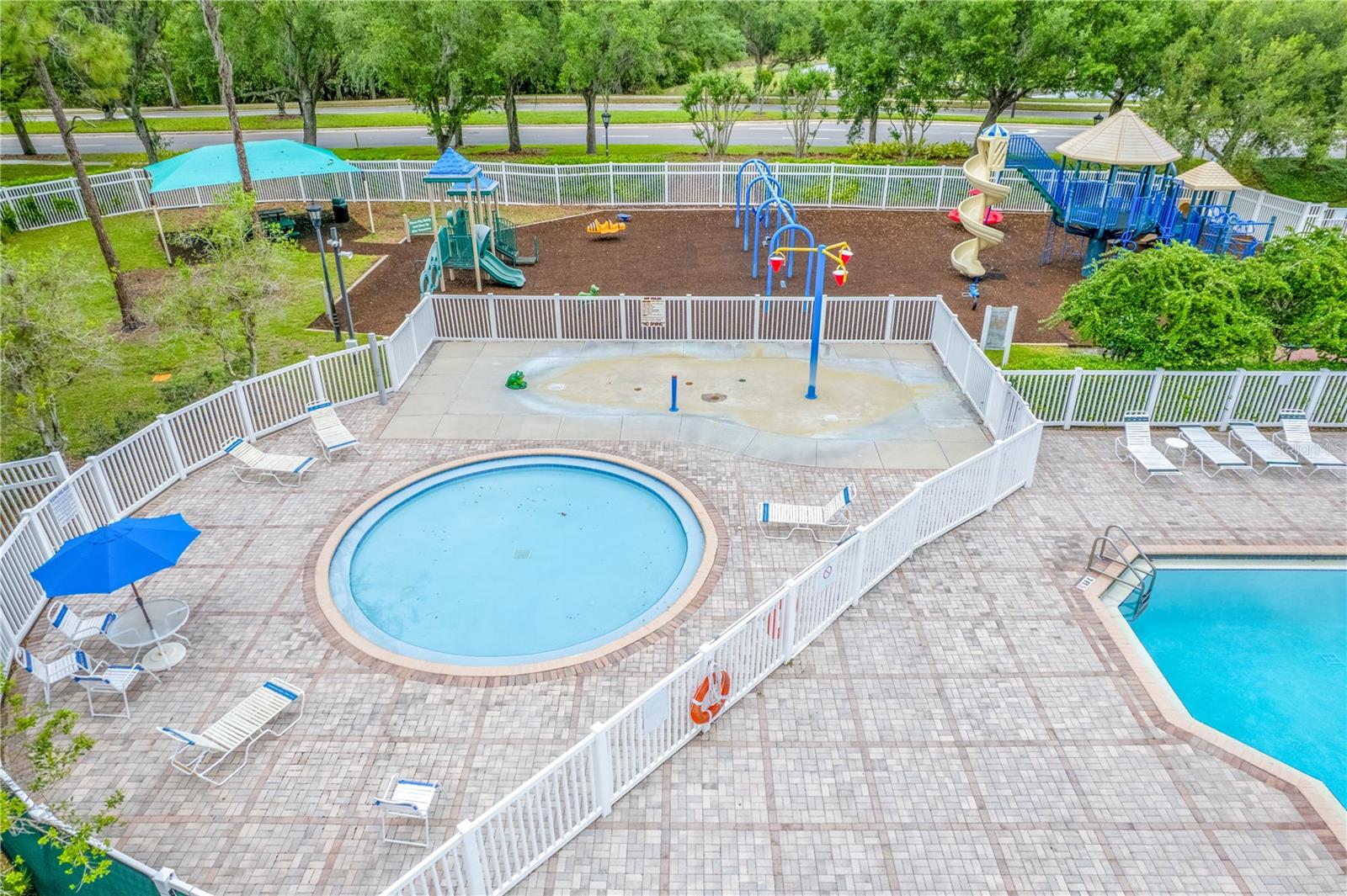 LEXINGTON OAKS VILLAGE 13 UN A & B - Residential