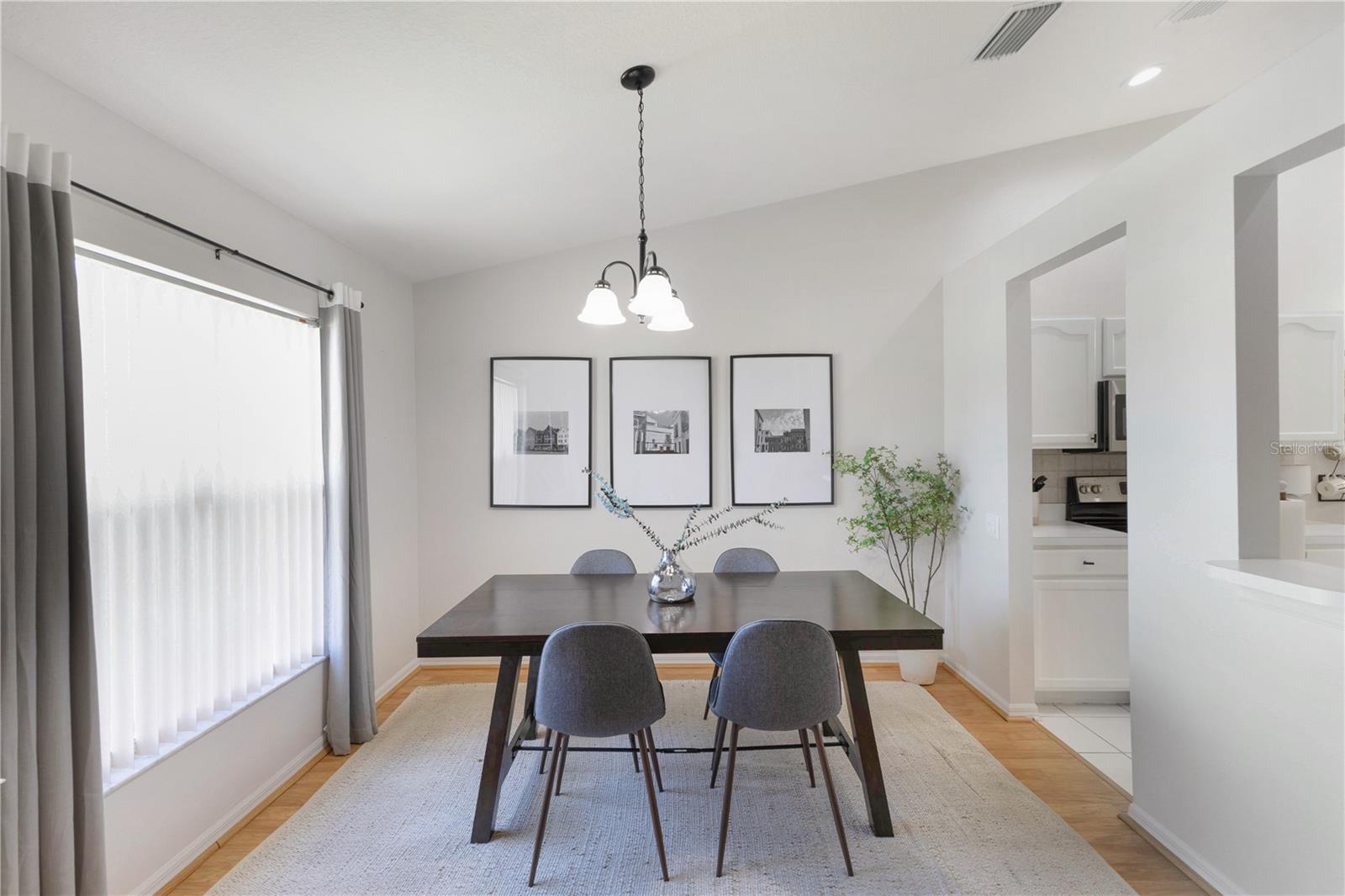 LEXINGTON OAKS VILLAGE 13 UN A & B - Residential