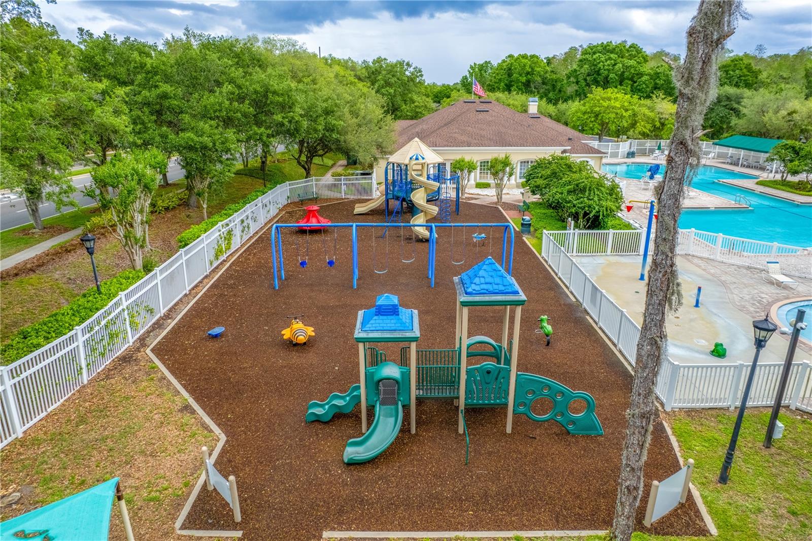 LEXINGTON OAKS VILLAGE 13 UN A & B - Residential