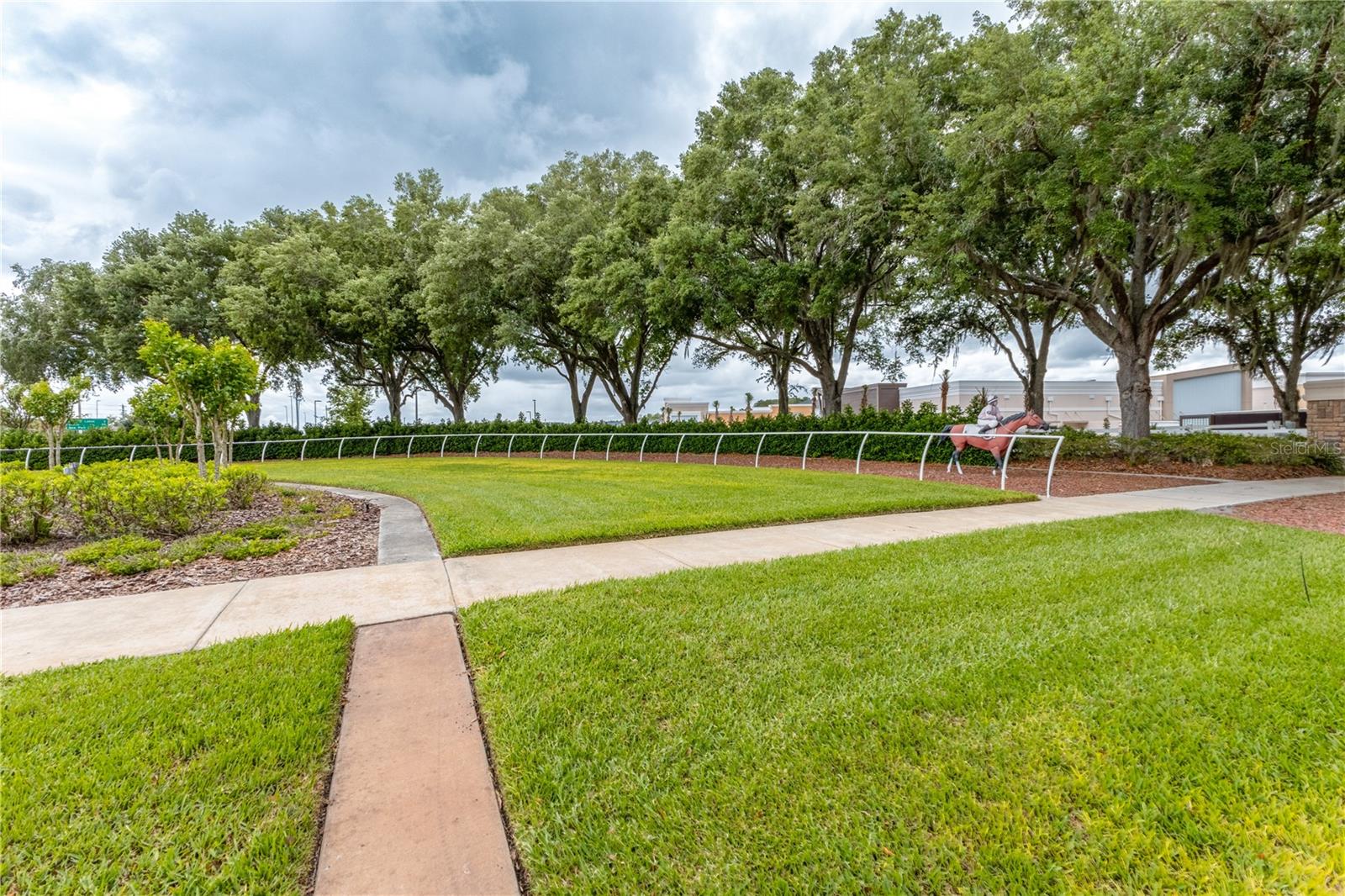 LEXINGTON OAKS VILLAGE 13 UN A & B - Residential