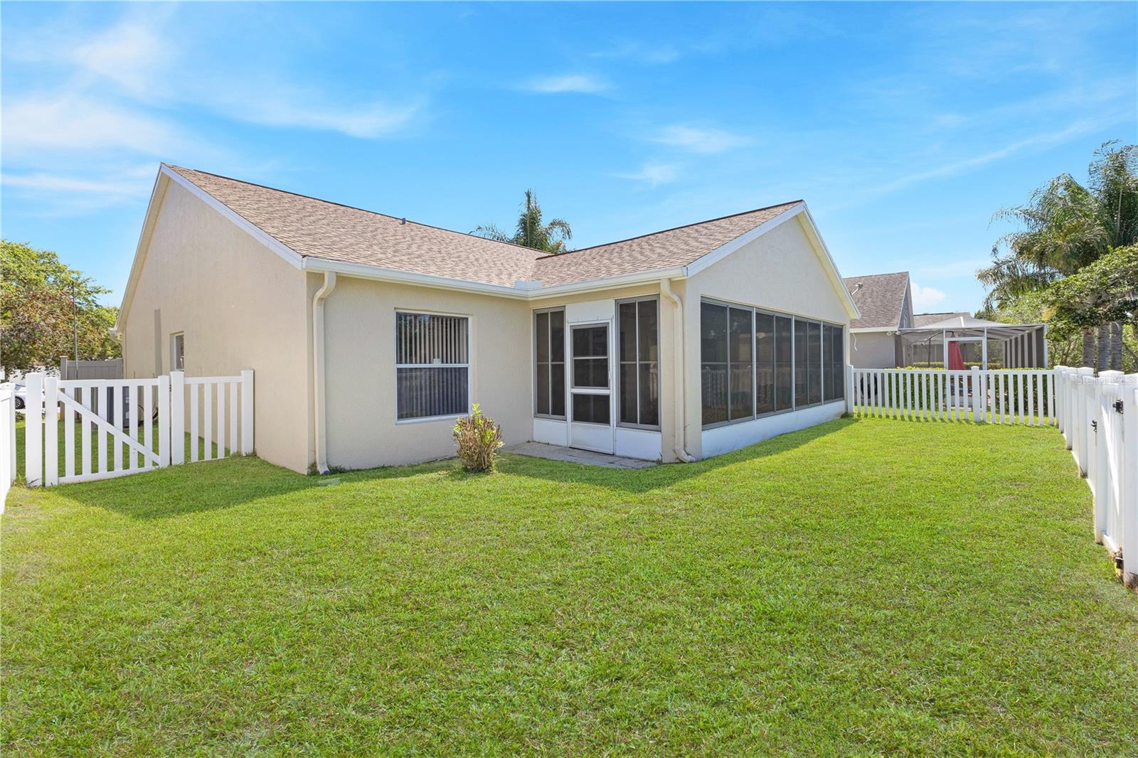 LEXINGTON OAKS VILLAGE 13 UN A & B - Residential