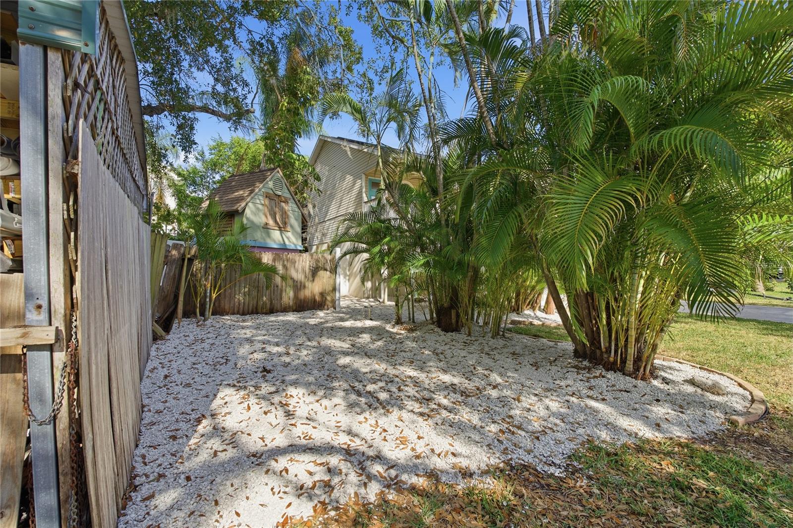 SUTHERLAND TOWN OF - Residential