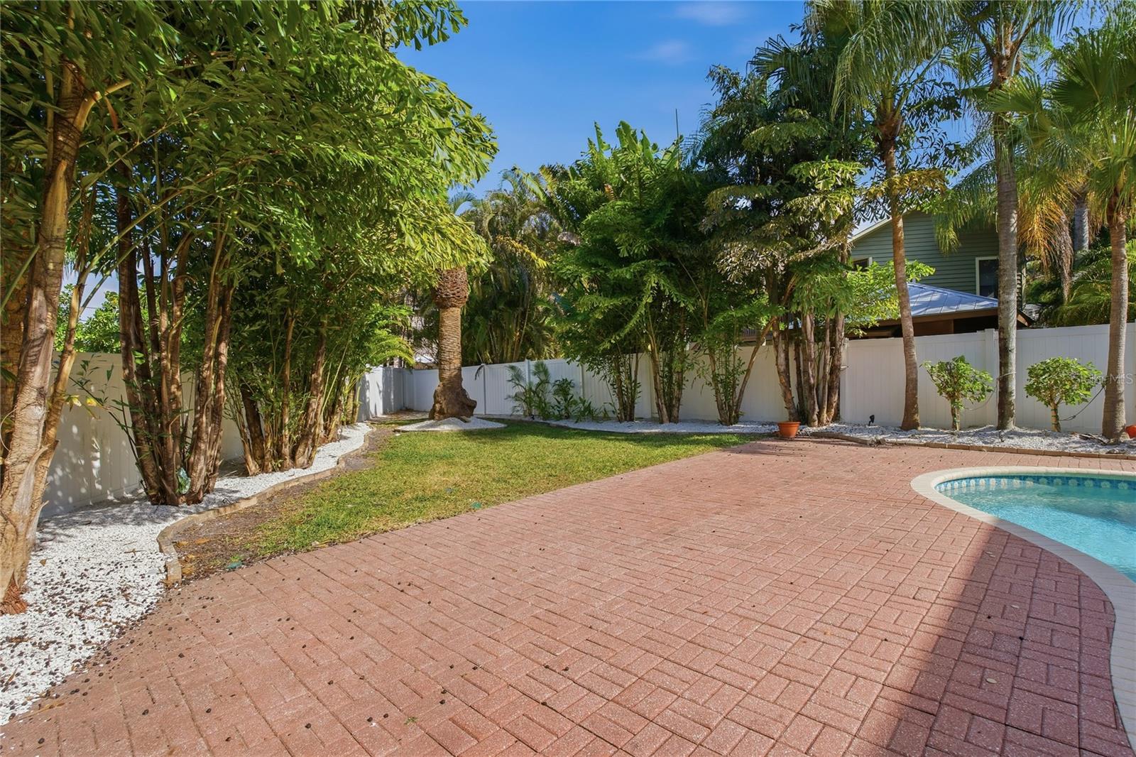 SUTHERLAND TOWN OF - Residential