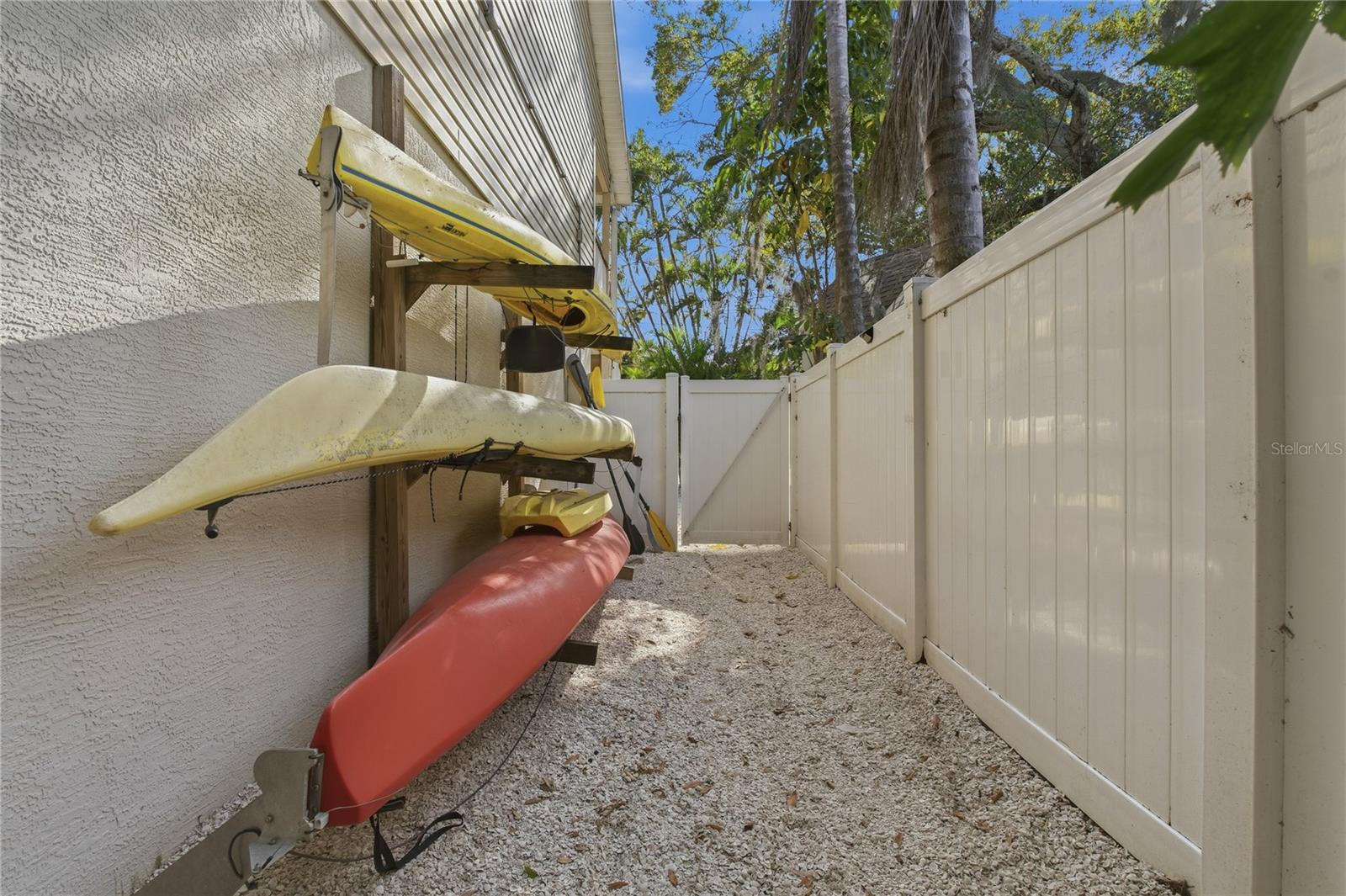 SUTHERLAND TOWN OF - Residential