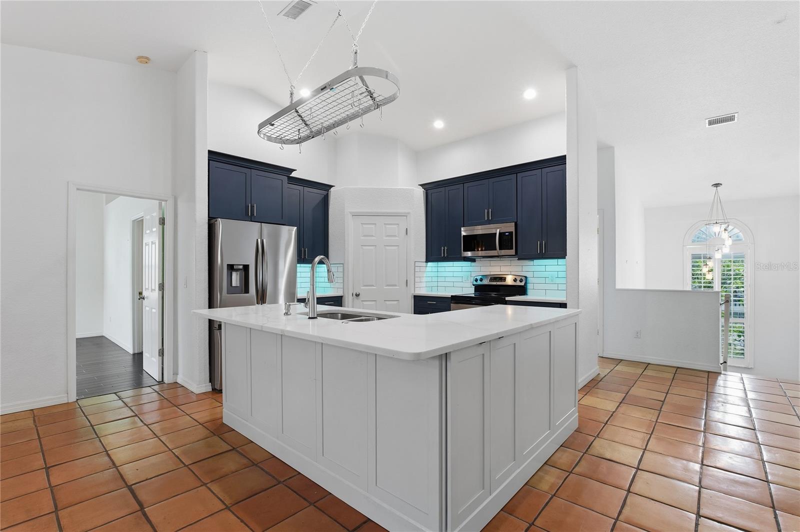 SUTHERLAND TOWN OF - Residential