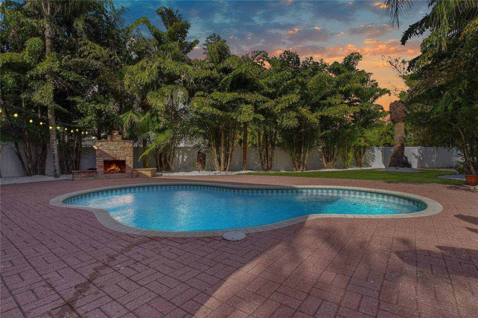 SUTHERLAND TOWN OF - Residential