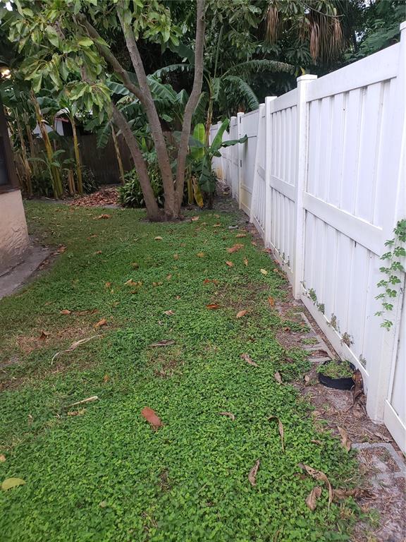 LEWIS ISLAND BAHAMA ISLES ADD - Residential